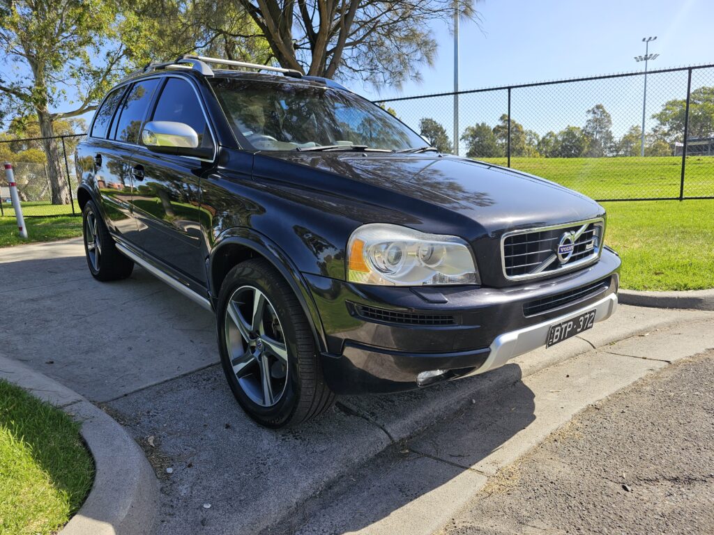 2013 Volvo XC90 P28 MY14 R-Design Wagon 7st 5dr Geartronic 6sp 4x4 576kg 3.2i