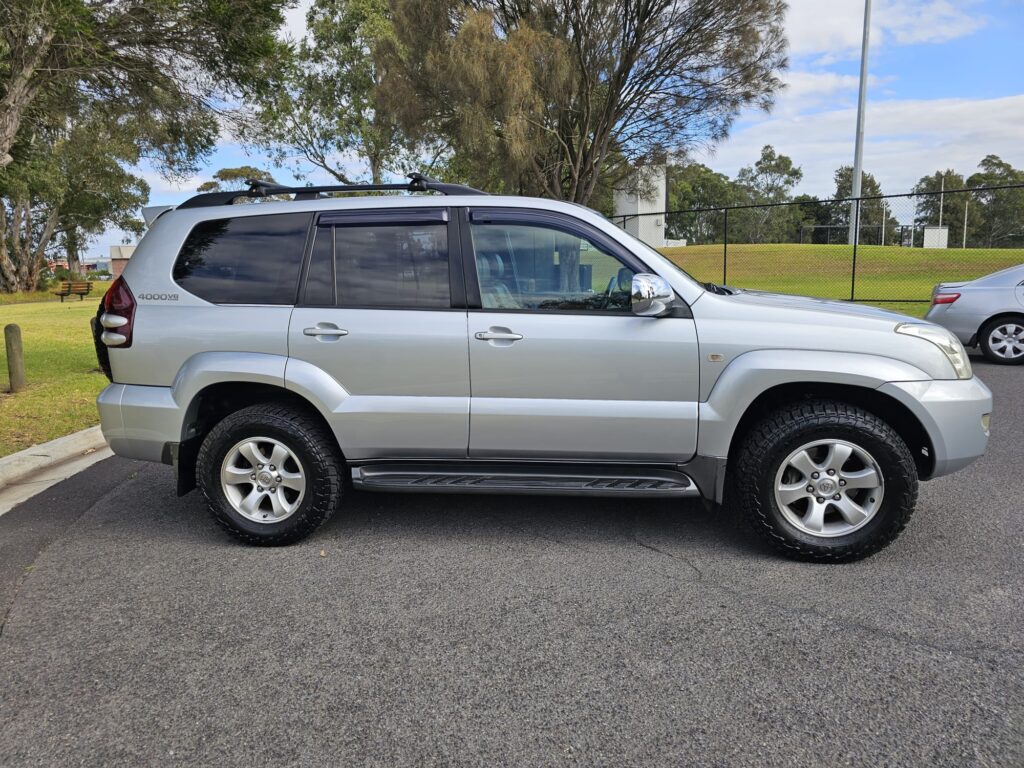 2004 Toyota Landcruiser Prado GRJ120R Grande Wagon 8st 5dr Auto 5sp 4x4 703kg 4.0i S004 | 1VP5JH