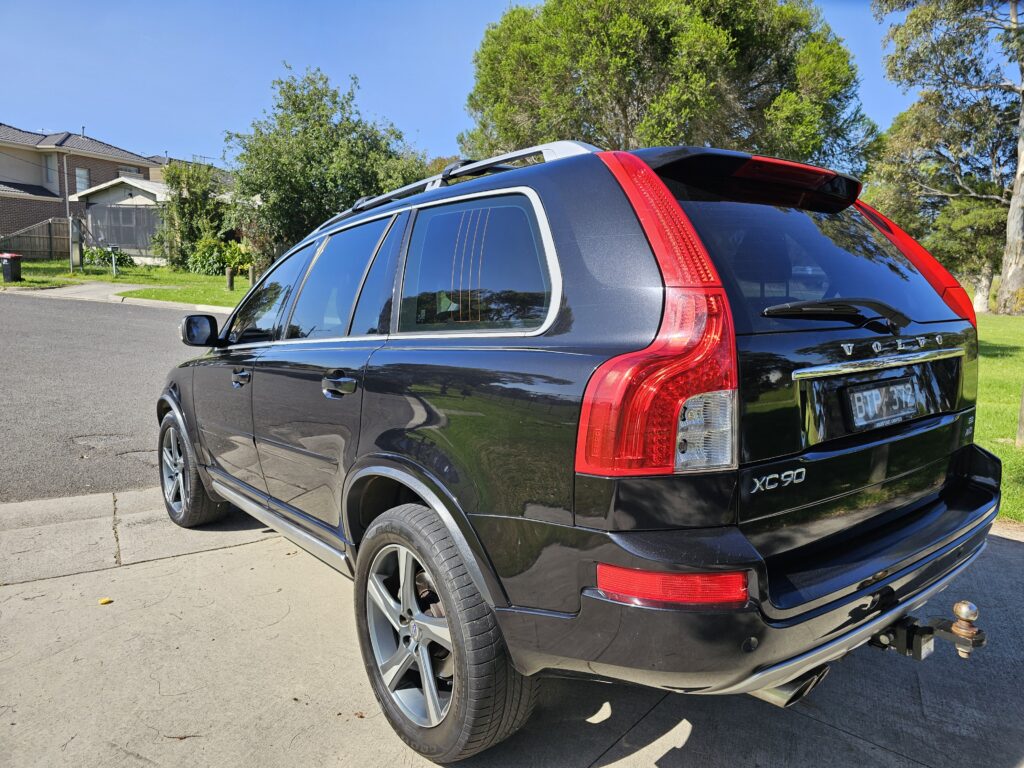 2013 Volvo XC90 P28 MY14 R-Design Wagon 7st 5dr Geartronic 6sp 4x4 576kg 3.2i