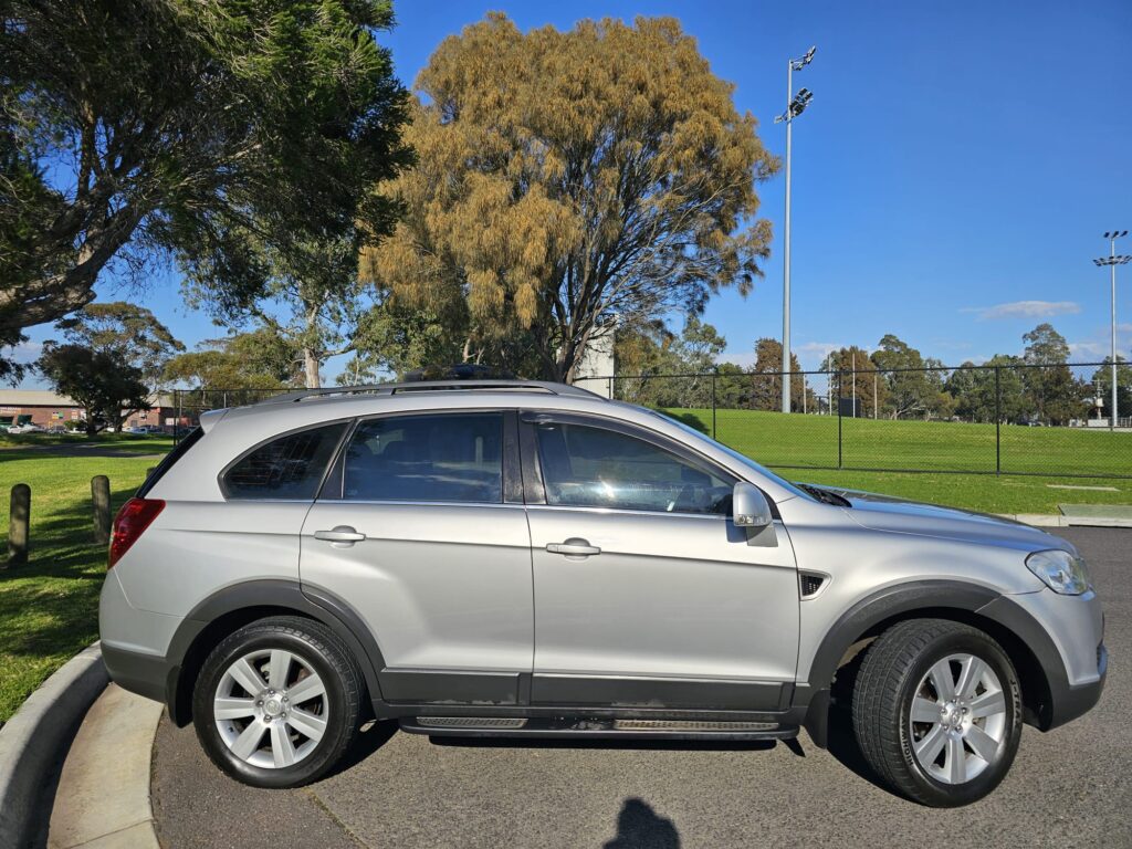 2007 Holden Captiva CG MY08 LX Wagon 7st 5dr Spts Auto 5sp AWD 3.2i