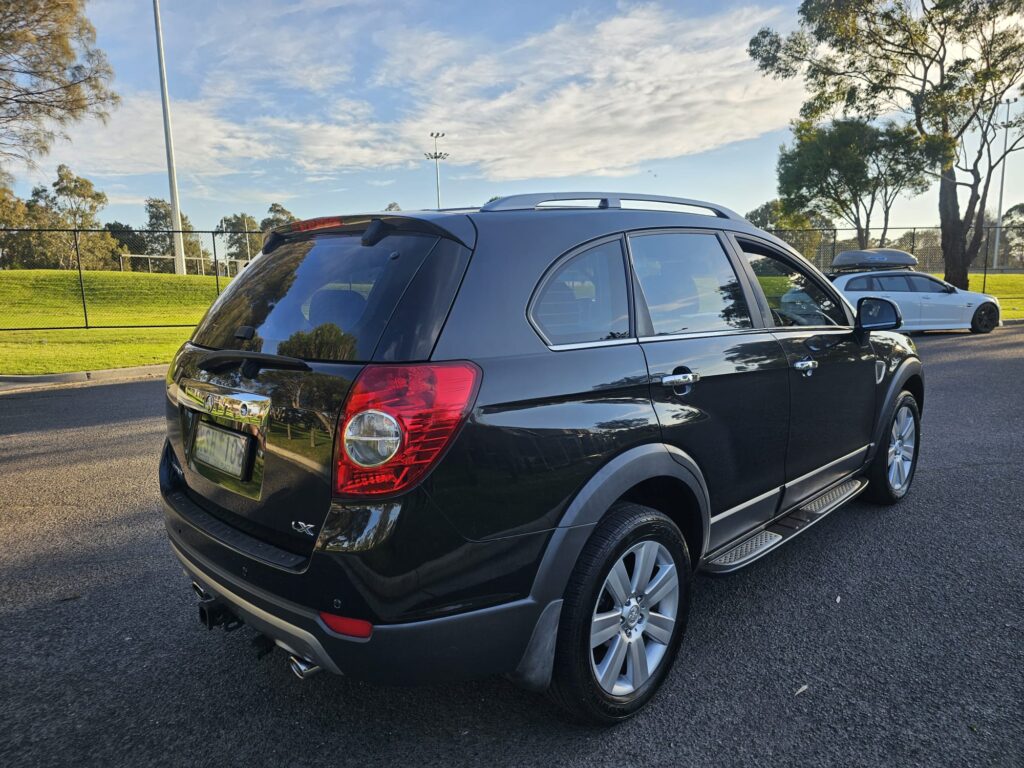 2010 Holden Captiva CG MY10 7 LX Wagon 7st 5dr Spts Auto 5sp AWD 3.2i