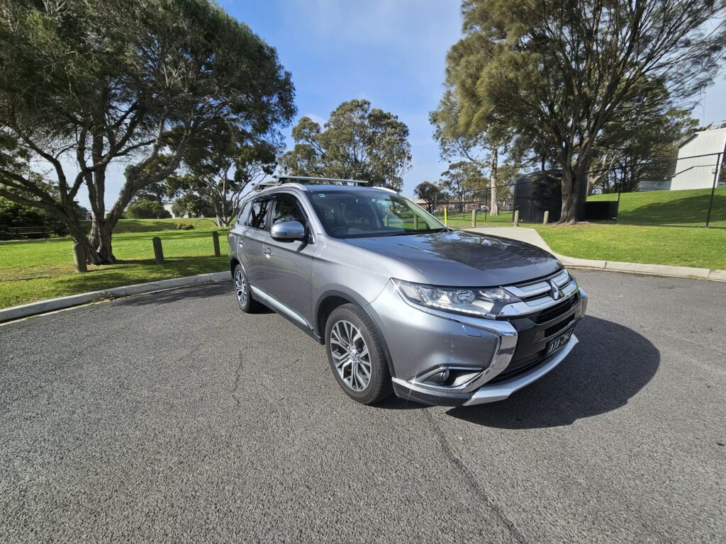 2016 Mitsubishi Outlander ZK MY17 Exceed Wagon 7st 5dr Spts Auto 6sp 4WD 650kg 2.2DT