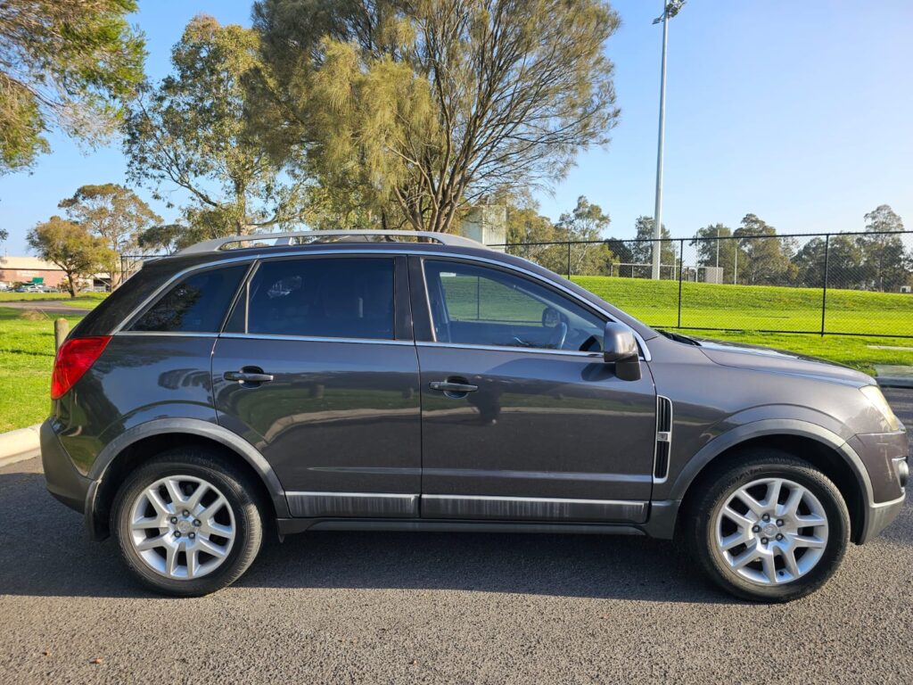 2013 Holden Captiva CG Series II MY12 5 Wagon 5dr Spts Auto 6sp 2.4i (FWD)