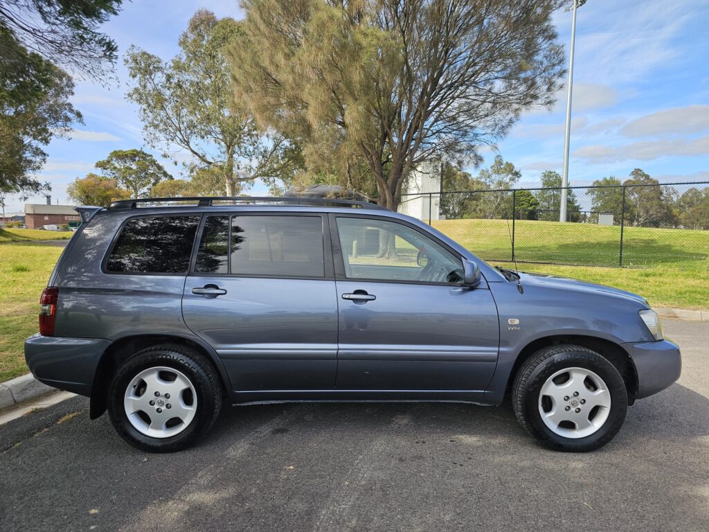 2005 Toyota Kluger MCU28R Grande Wagon 7st 5dr Auto 5sp AWD 375kg 3.3i