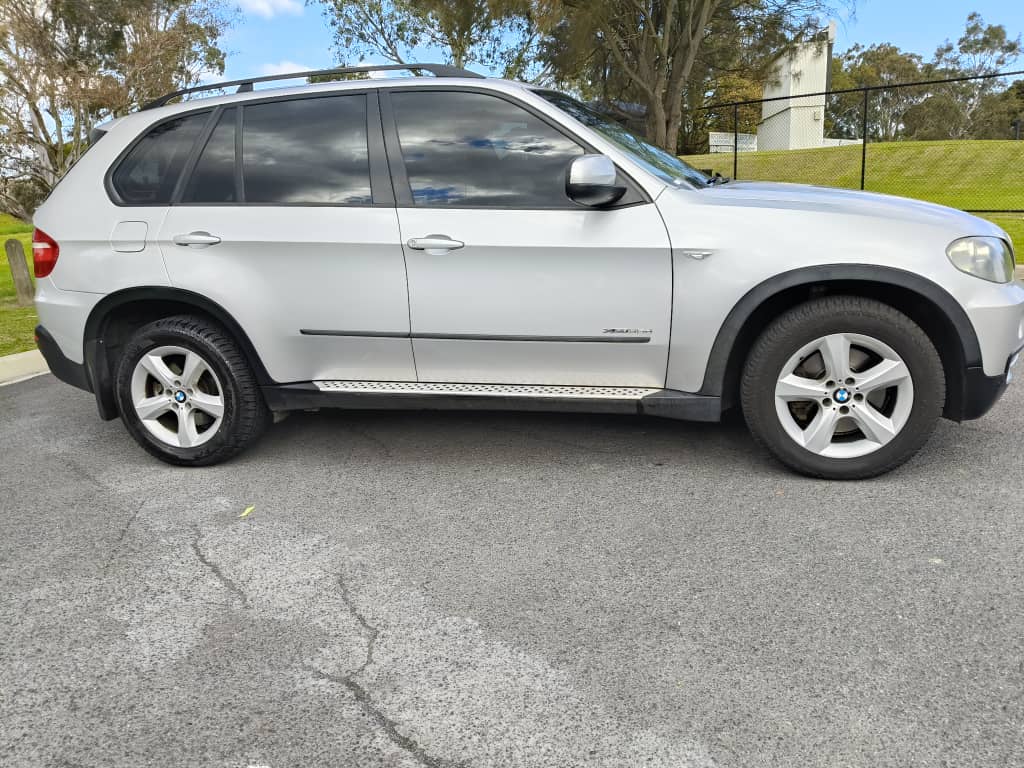 2009 BMW X5 E70 MY09 xDrive30i Wagon 5dr Steptronic 6sp 4x4 630kg 3.0i