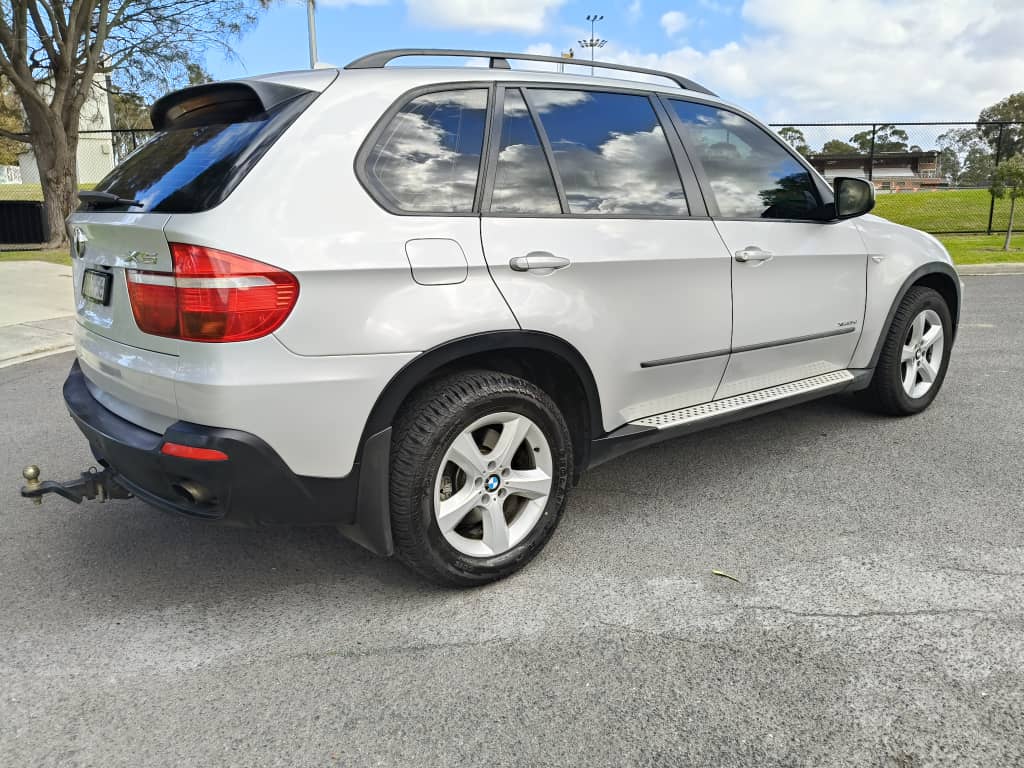 2009 BMW X5 E70 MY09 xDrive30i Wagon 5dr Steptronic 6sp 4x4 630kg 3.0i