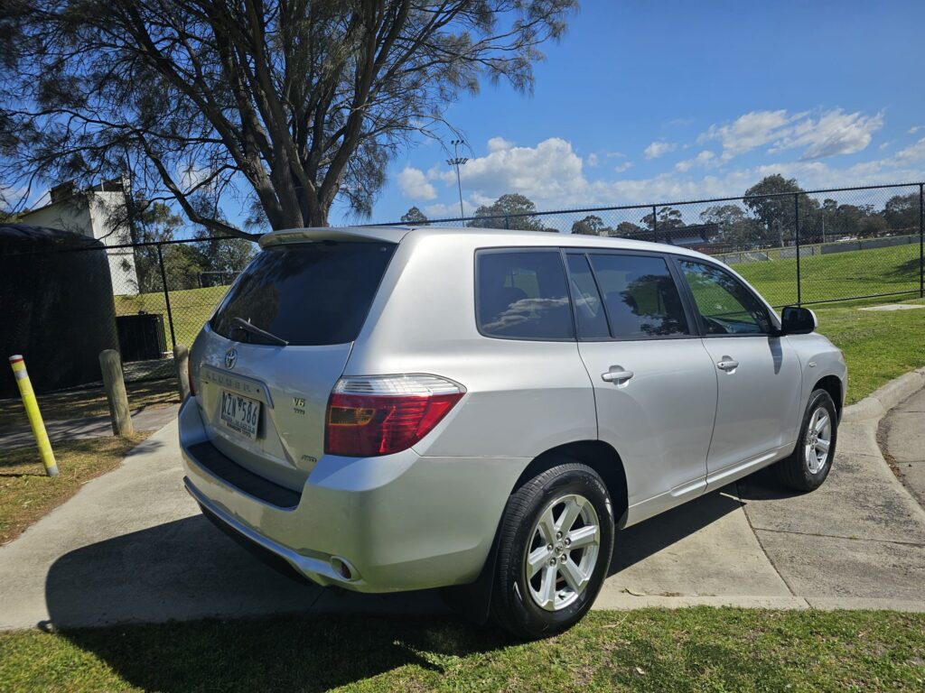 2010 Toyota Kluger GSU45R KX-R Wagon 7st 5dr Spts Auto 5sp AWD 800kg 3.5i
