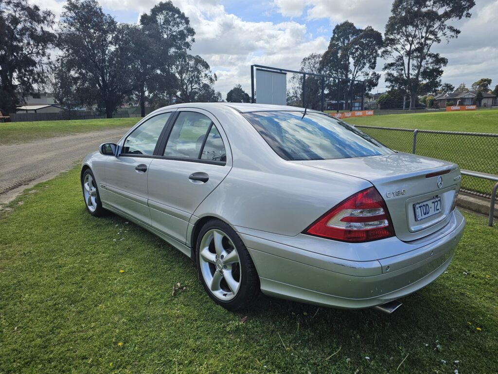 2005 Mercedes-Benz C-Class W203 MY2005 C180 Kompressor Classic Sedan 4dr Auto 5sp