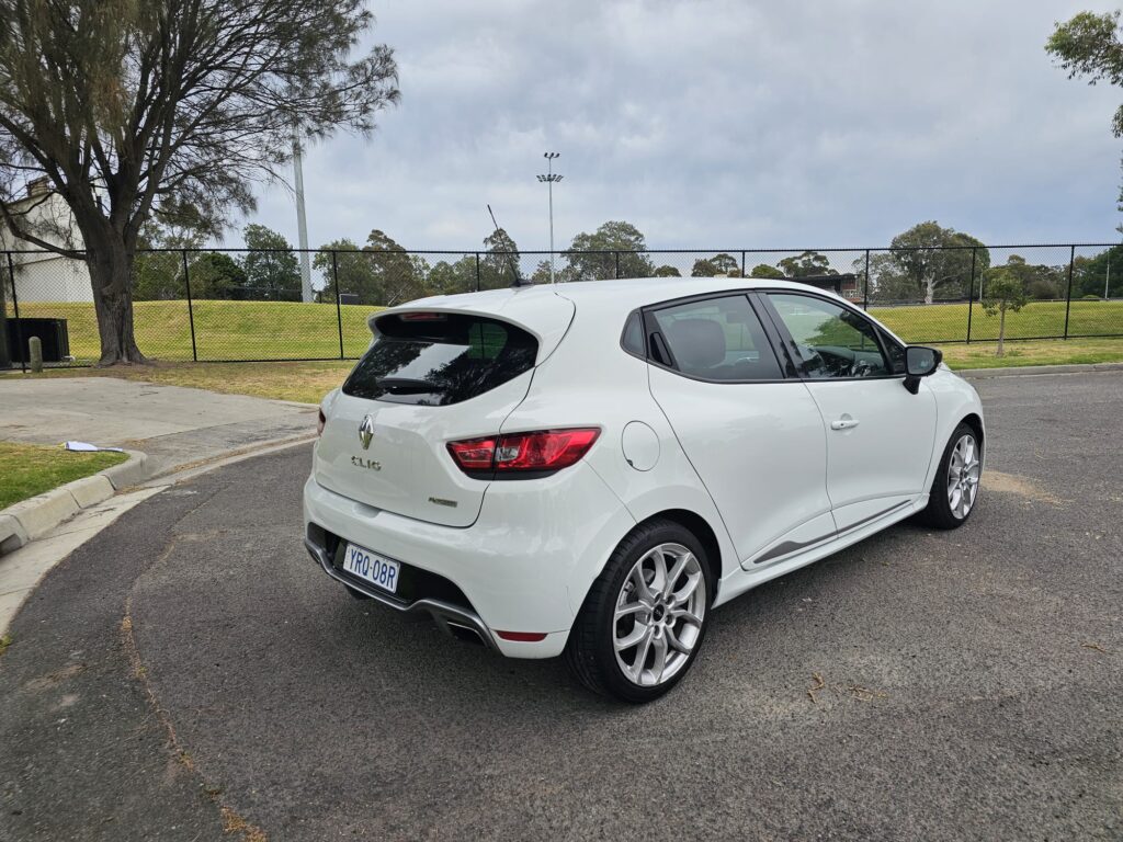 2014 Renault Clio IV B98 R.S. 200 Sport Hatchback 5dr EDC 6sp 1.6T