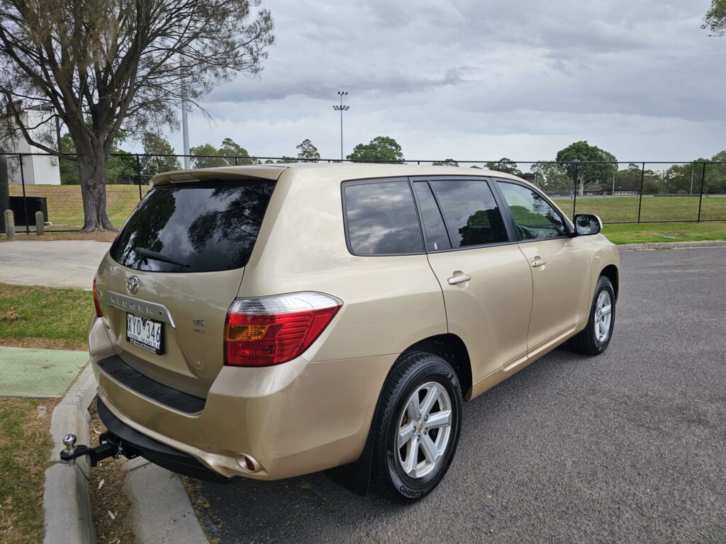 2008 Toyota Kluger GSU40R KX-R Wagon 7st 5dr Spts Auto 5sp 2WD 795kg 3.5i